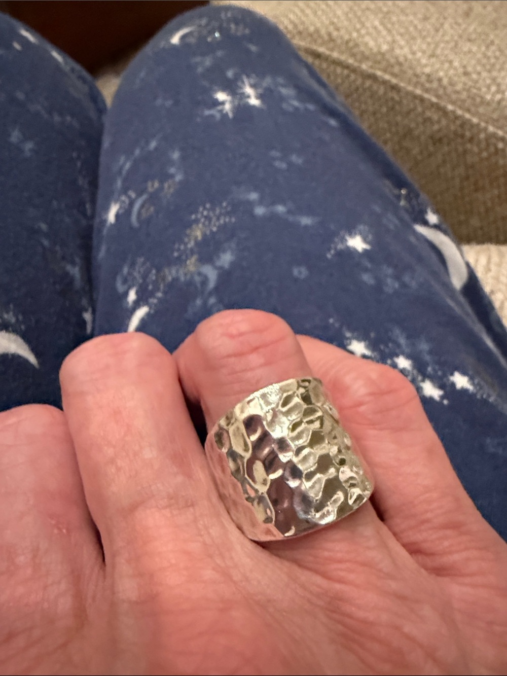 Premier Designs Hammered Silver-Tone Wide Band Ring, Size 6